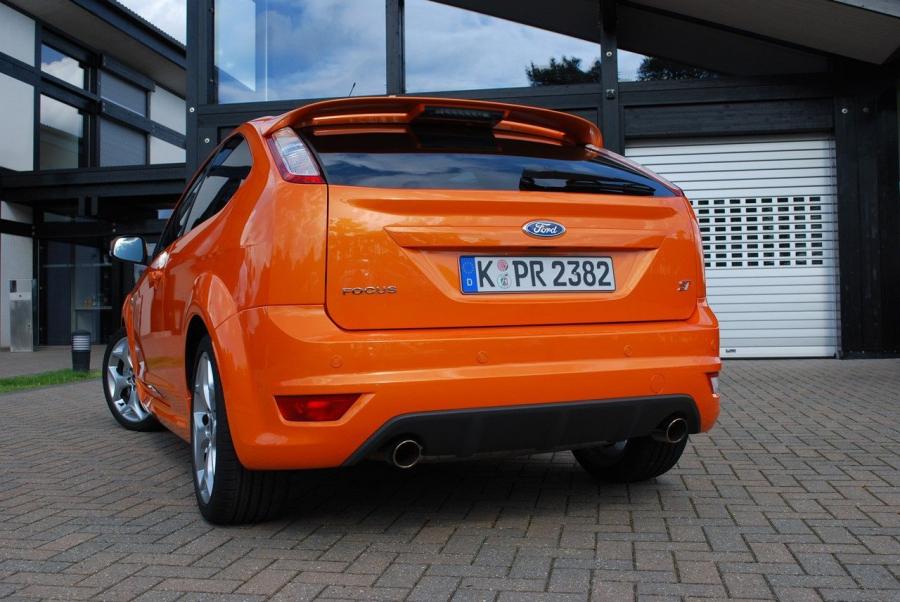  Ford Focus ST 2008 года  (фото 13 из 48)